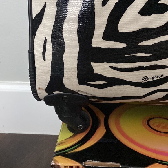 Brighton 22” Weekender Carry-On Zebra Print Luggage LIMITED EDITION - Picture 11 of 12